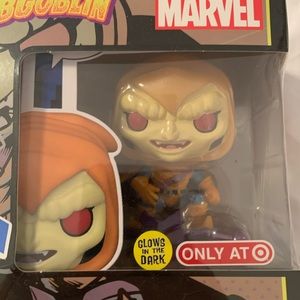 Size M Hobogoblin Marvel POP Tees with glow in dark figure